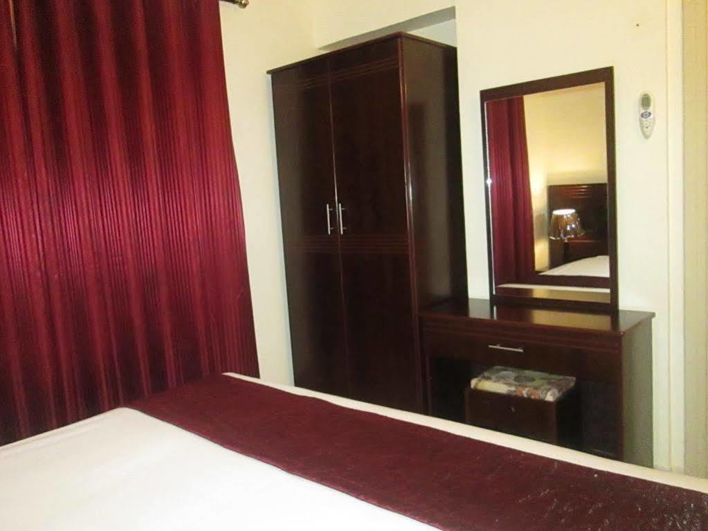 Al Sharq Hotel - Baithans Şarja Dış mekan fotoğraf